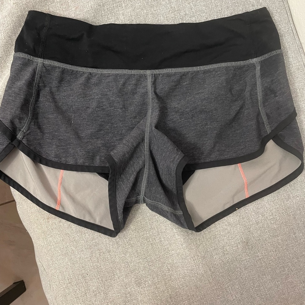 Dark gray Lulu’s